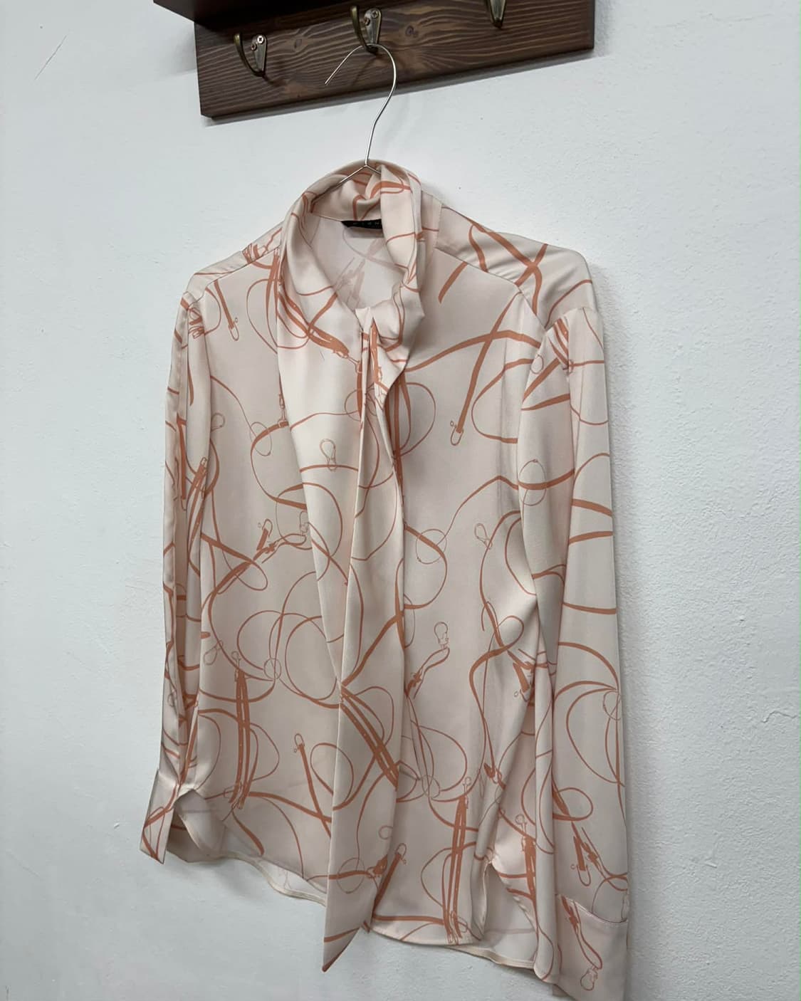 미샤 MICHAA 20년 신형 스카프 타이 블라우스 상품이미지4