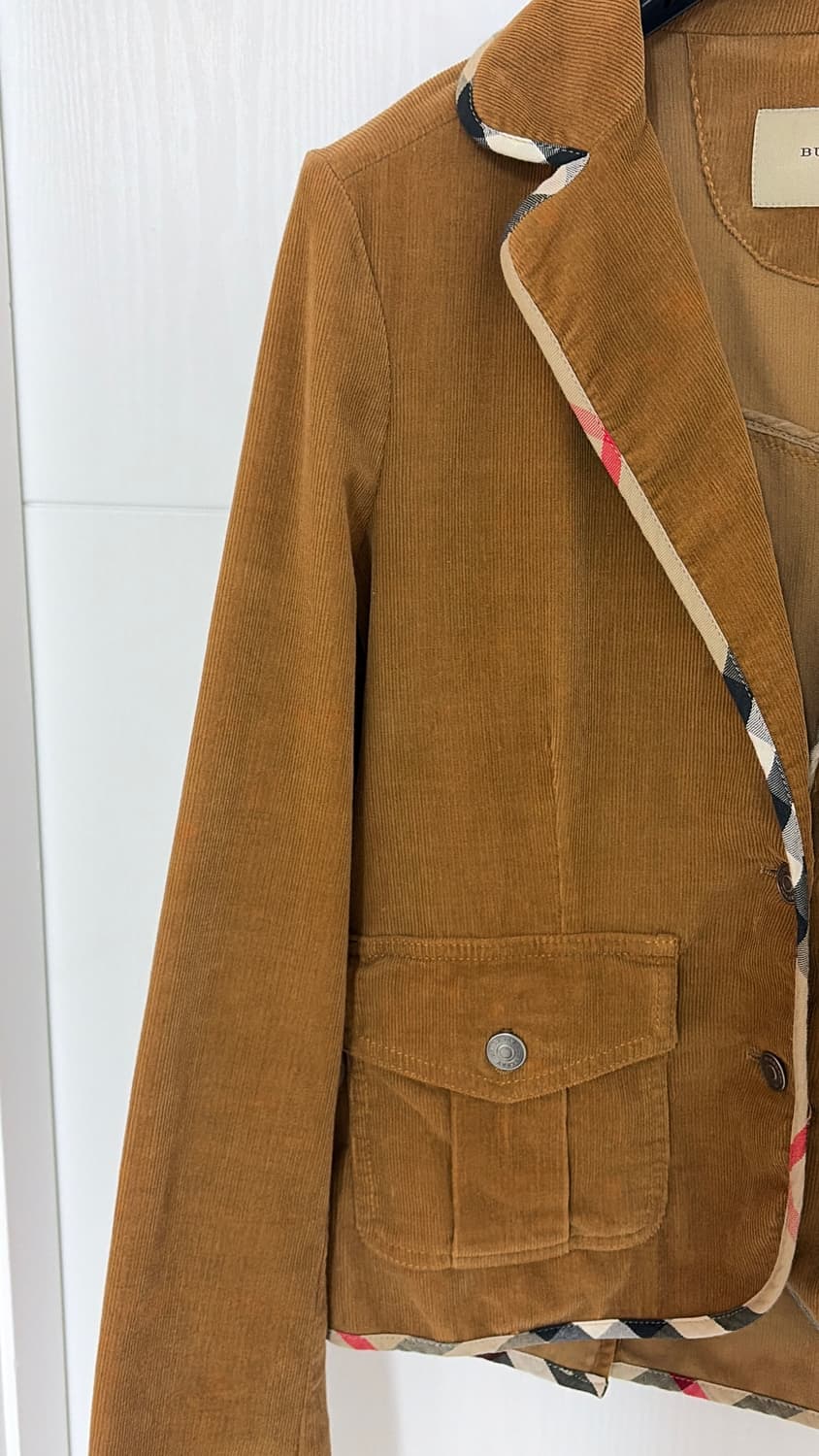 버버리 런던 코듀로이 자켓 브라운55,66 정품 상품이미지4