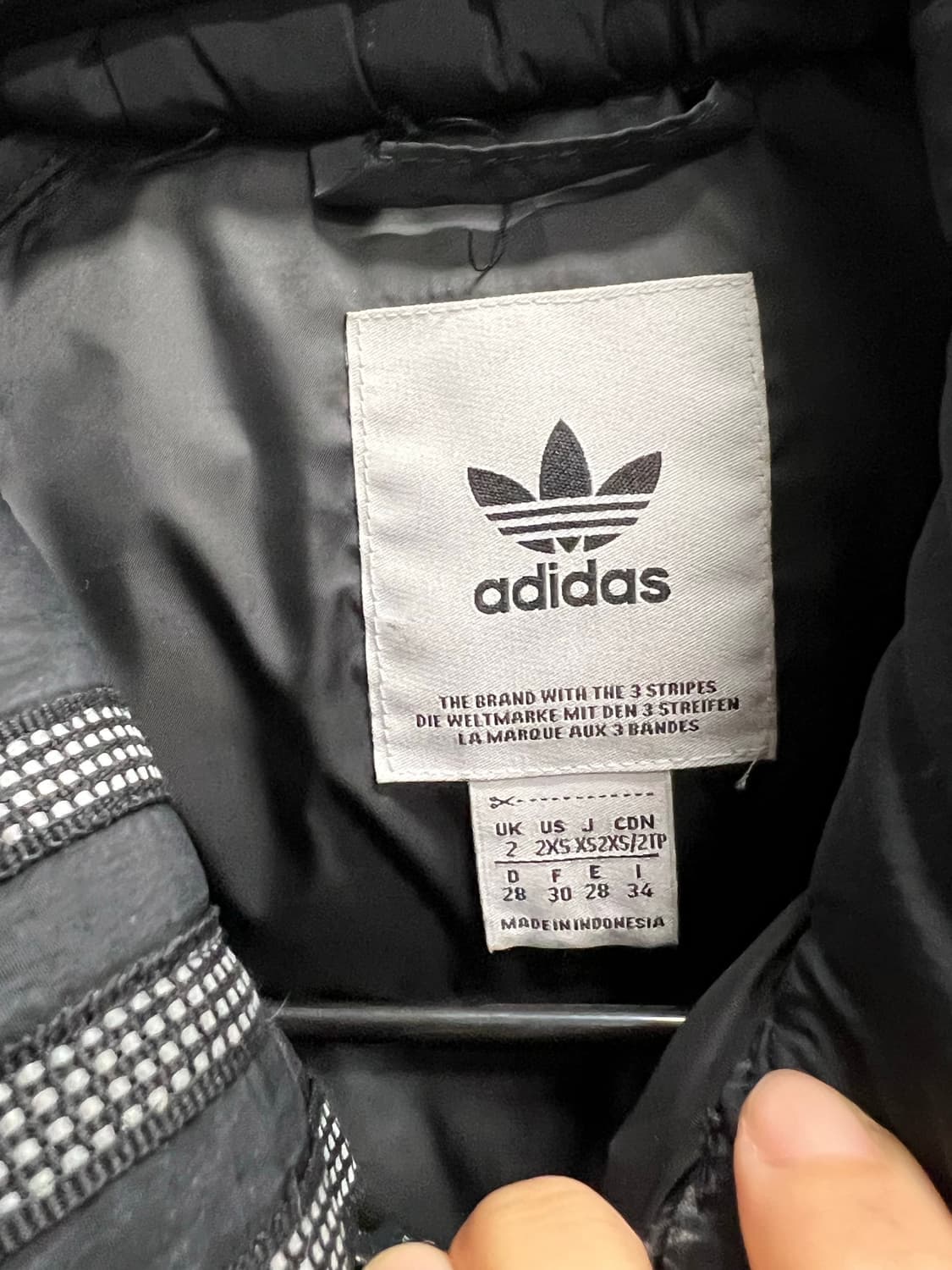 (XS) 아디다스 쇼트 다운 자켓 블랙 상품이미지5