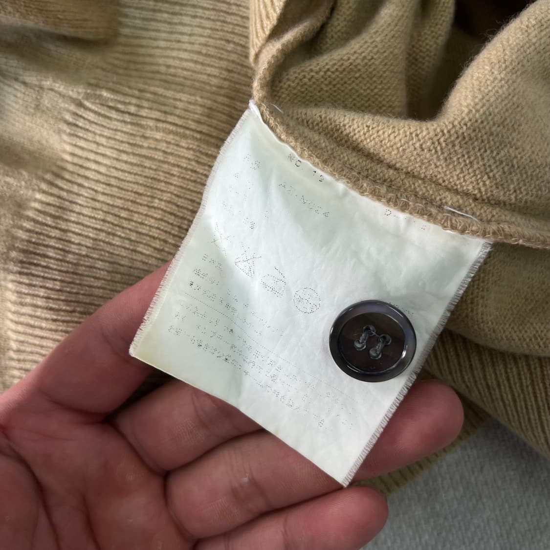 100 꼼데가르송 N-024 하트와펜 울 가디건 상품이미지7
