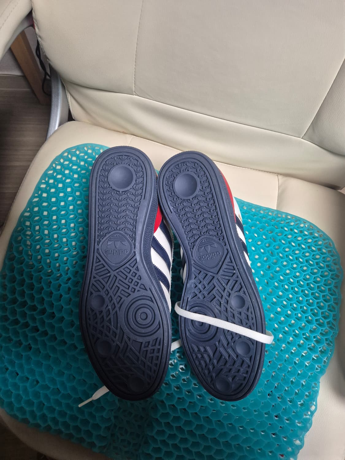 아디다스 부세니츠 280 상품이미지3