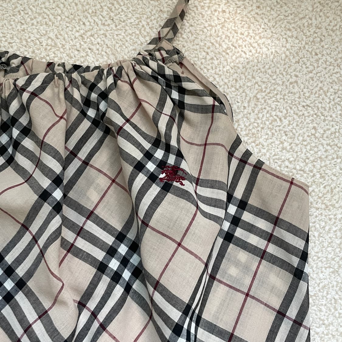 버버리 체크 홀터넥 슬리브리스 탱크탑 상품이미지3