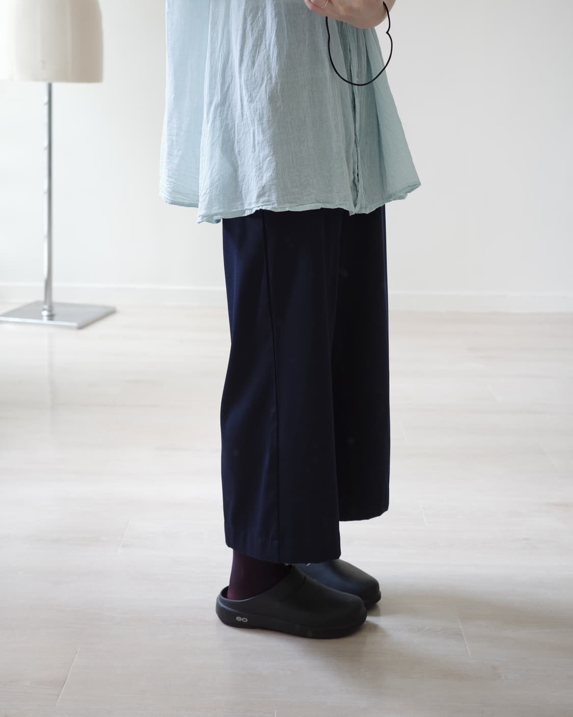 deep navy banding capri pants 상품이미지5