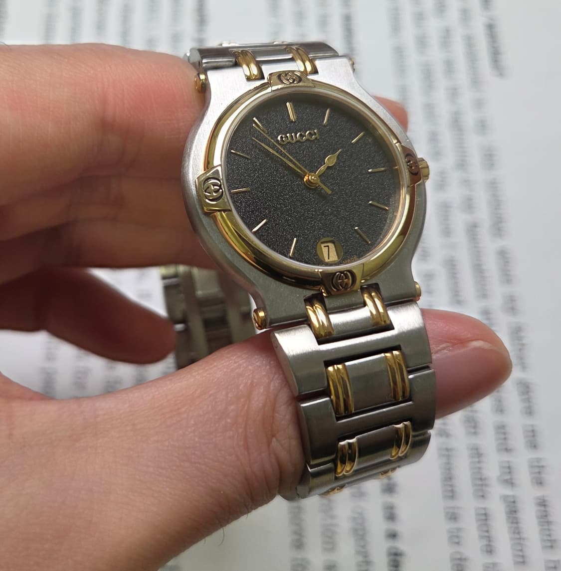 빈티지 구찌 클래식 9000M 스톤그레이 다이얼 콤비 쿼츠 남성용 브레이 상품이미지6