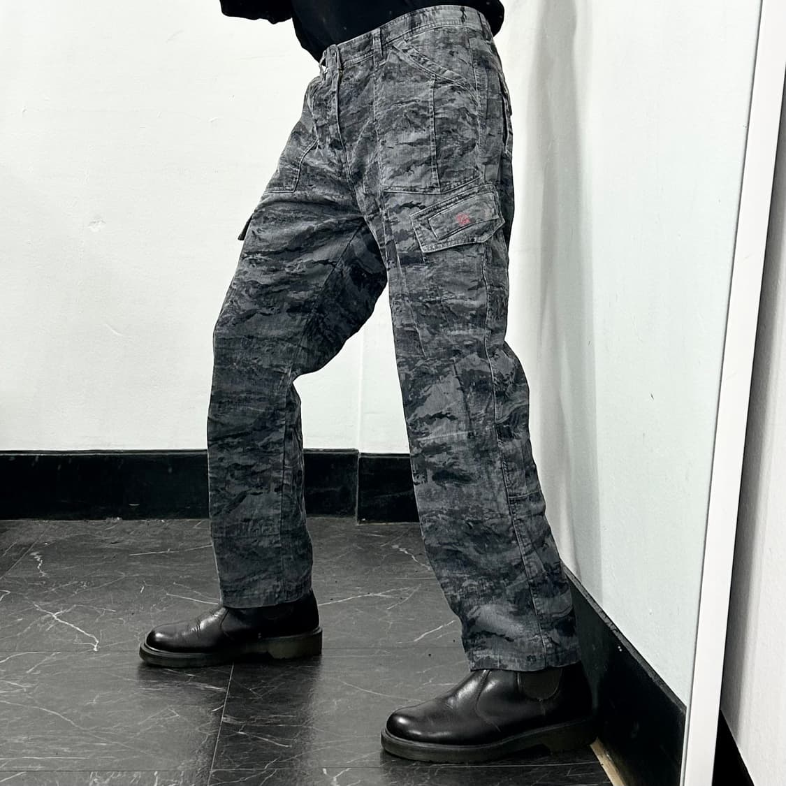 오클리 그레이 타이거 카모 코듀로이 팬츠 상품이미지1