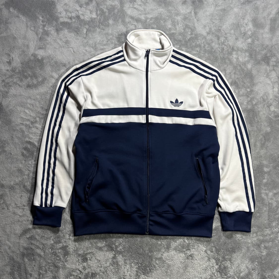 아디다스 대장급 파이어버드 네이비/화이트 배색  상품이미지1