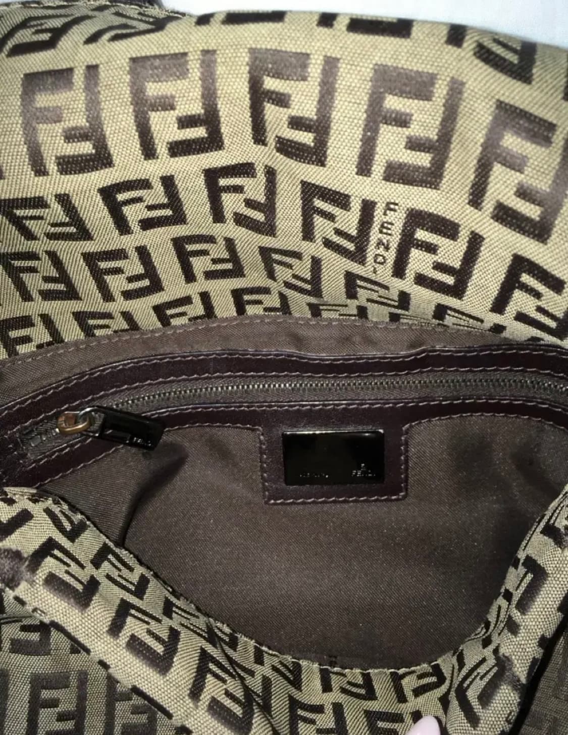 펜디 주카 맘마 바게트 백 상품이미지5