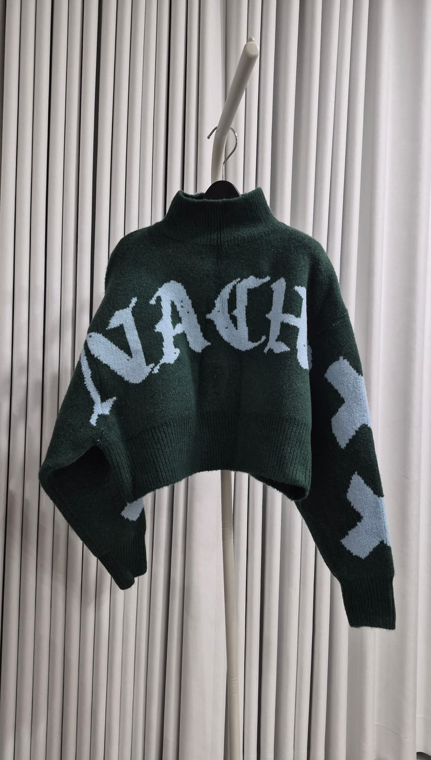 3CE 정품 레터 하이넥 크롭 니트 / 택O 새상품 / 총장45 상품이미지1