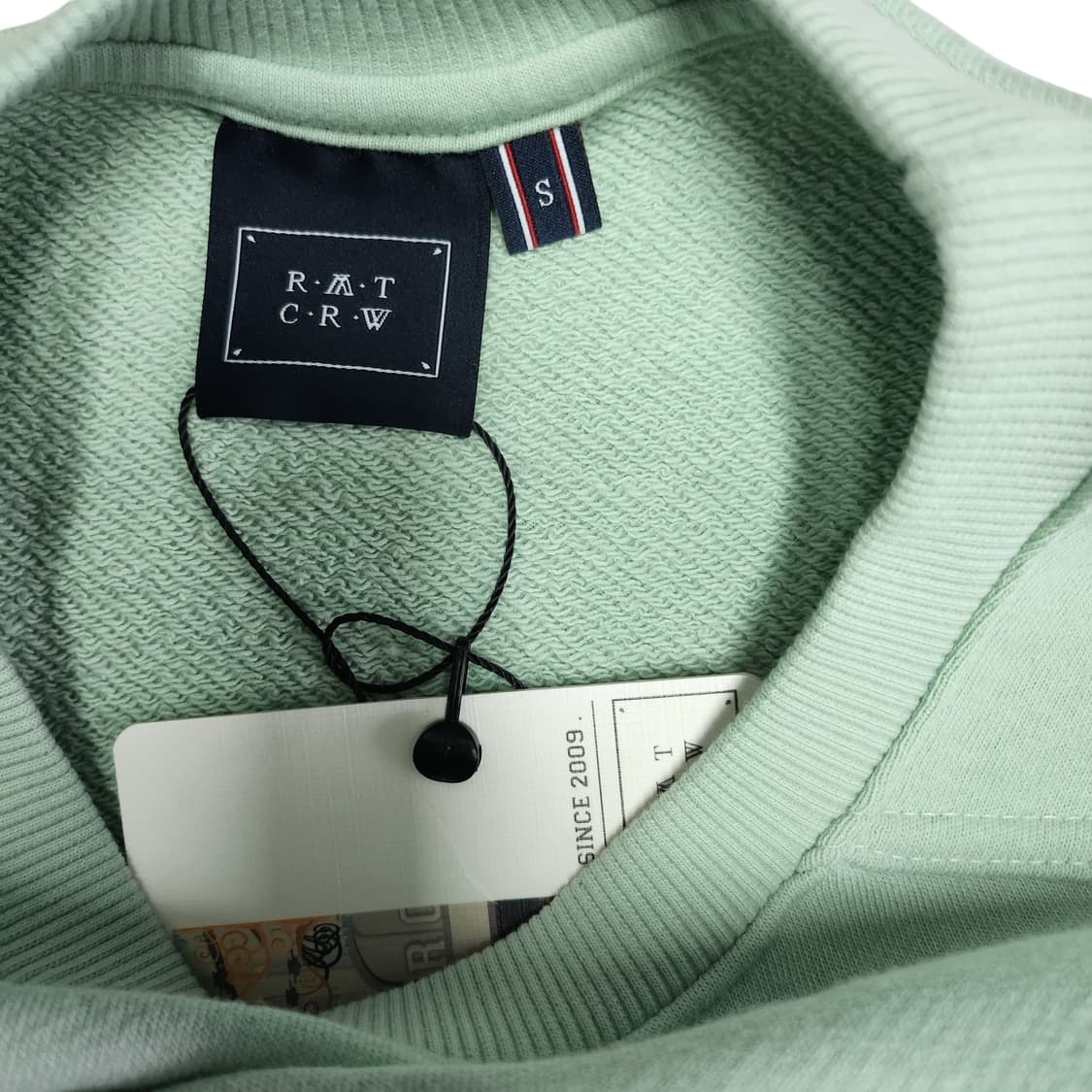 로멘틱크라운 맨투맨 상품이미지2