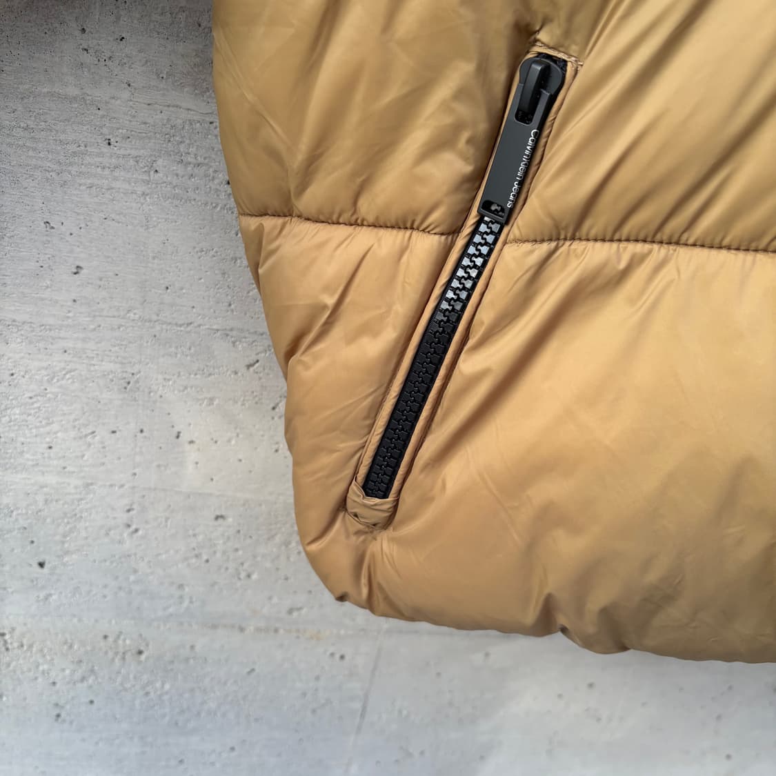 캘빈 클라인 진스 릴렉스핏 숏 블로킹 다운 파카 상품이미지5