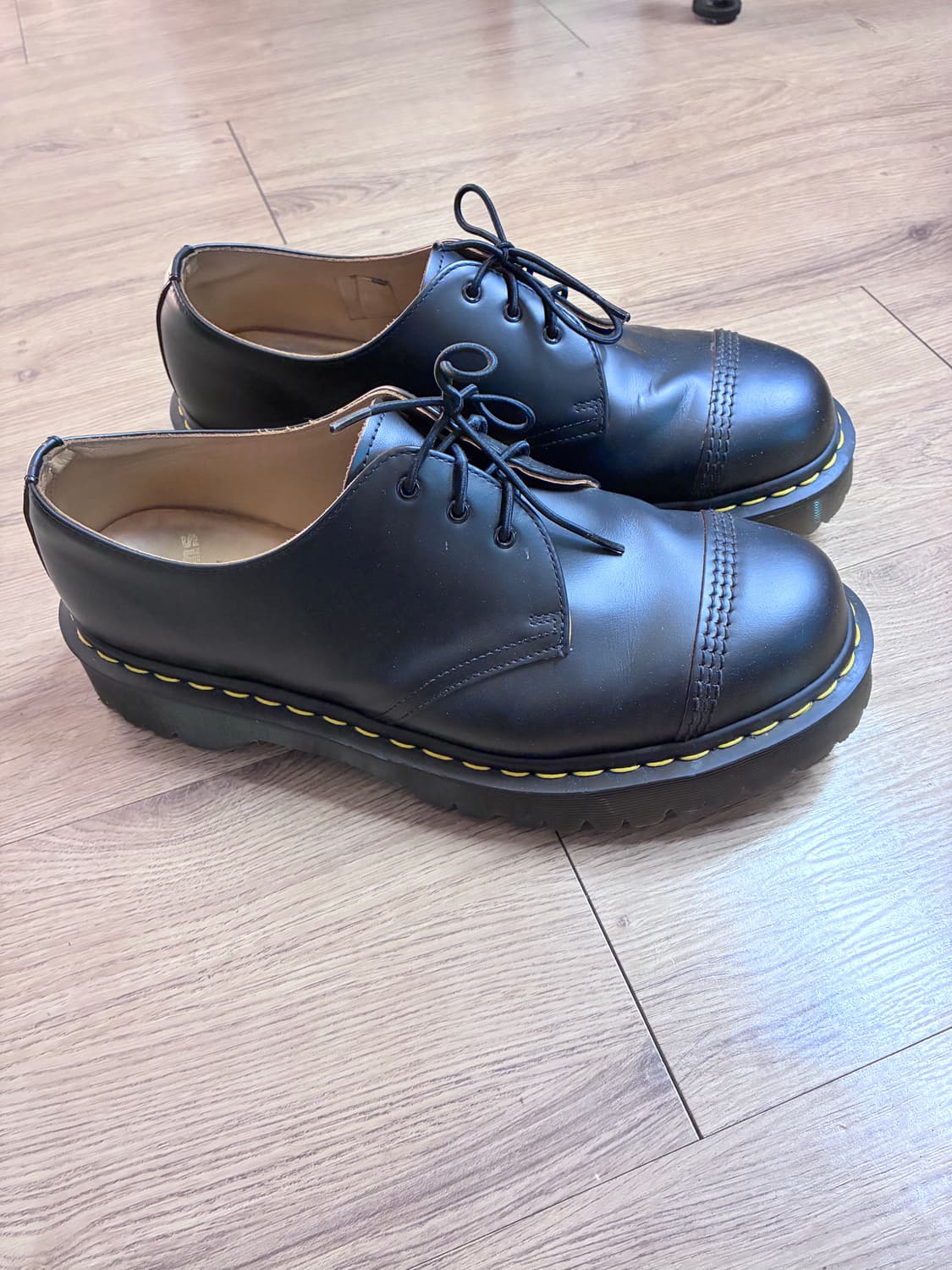 닥터마틴 벡스 Toe Cap MIE 더비슈즈 상품이미지4