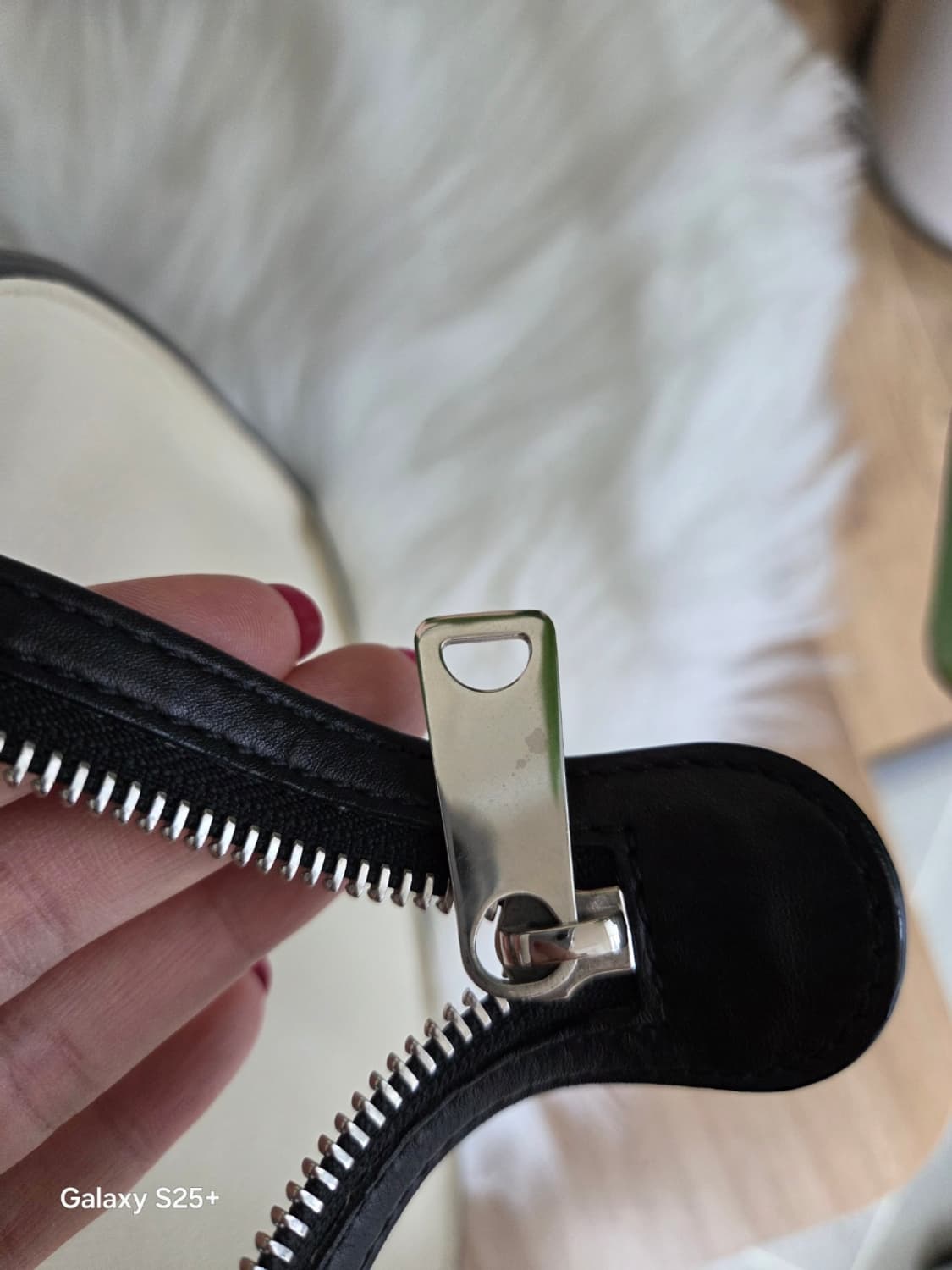 셀린느 트라페즈 가방 네이비 블랙 화이트+ 스트랩 상품이미지10