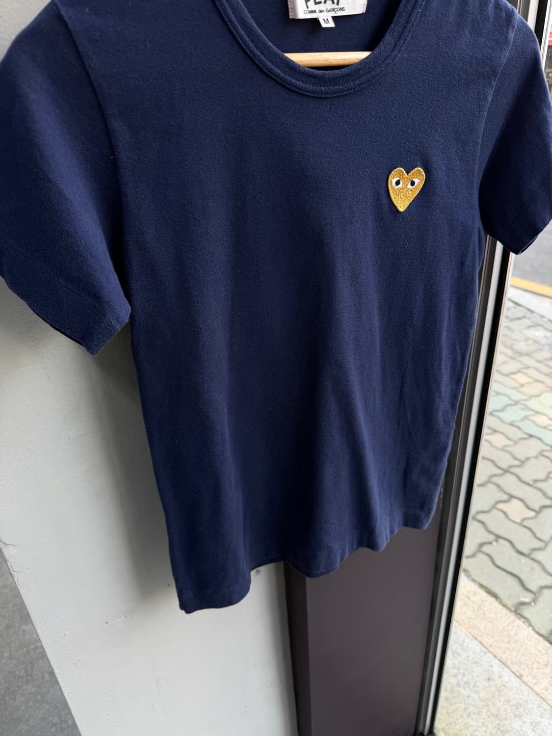 M/ 꼼데가르송 플레이 하트 로고 라운드 반팔 상품이미지4