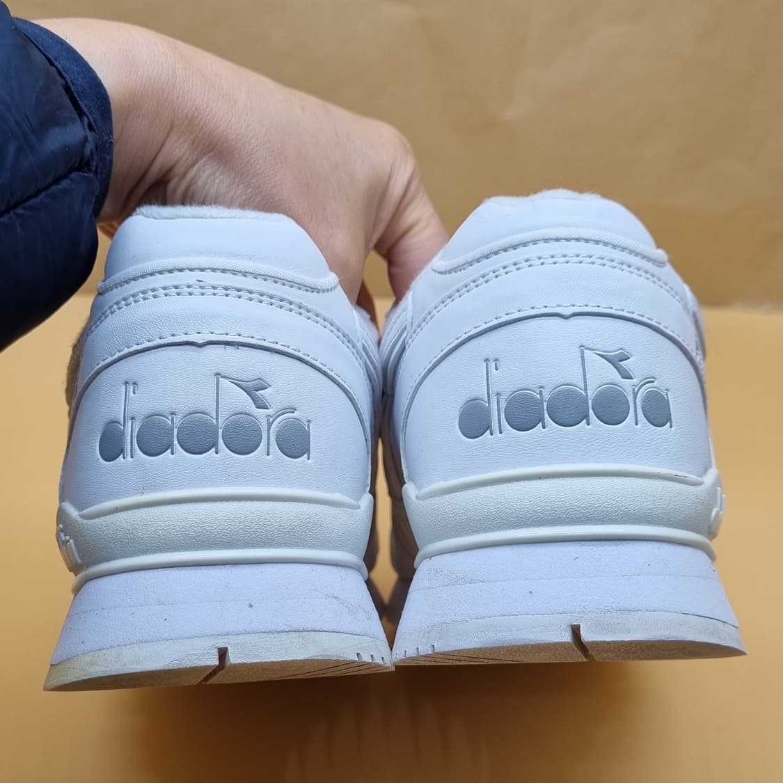 디아도라 N.92 남성운동화270  상품이미지4