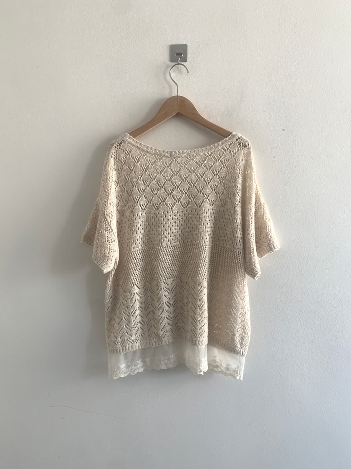 Punching u neck lace knit 상품이미지6