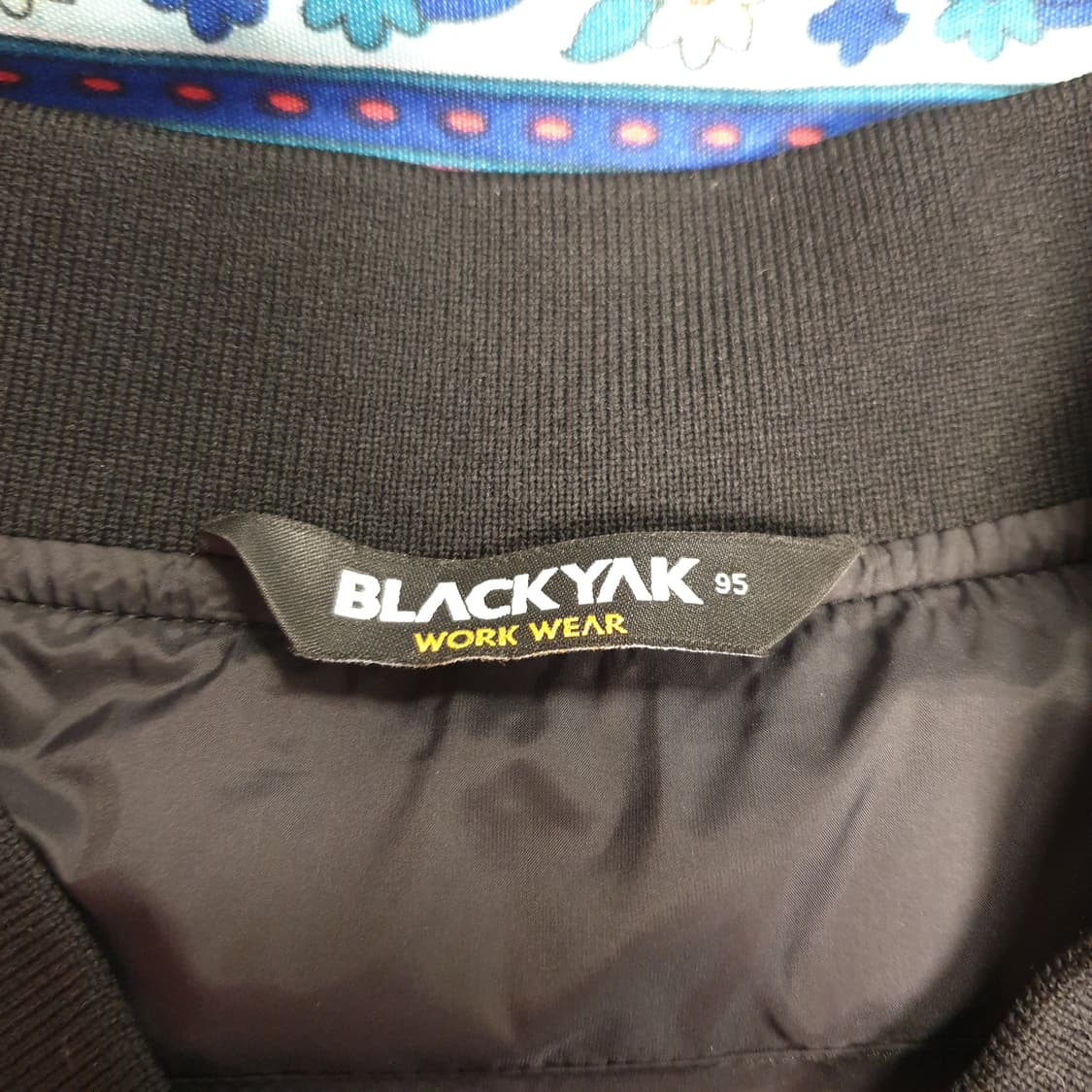 블랙야크 패딩 베스트 S 상품이미지3