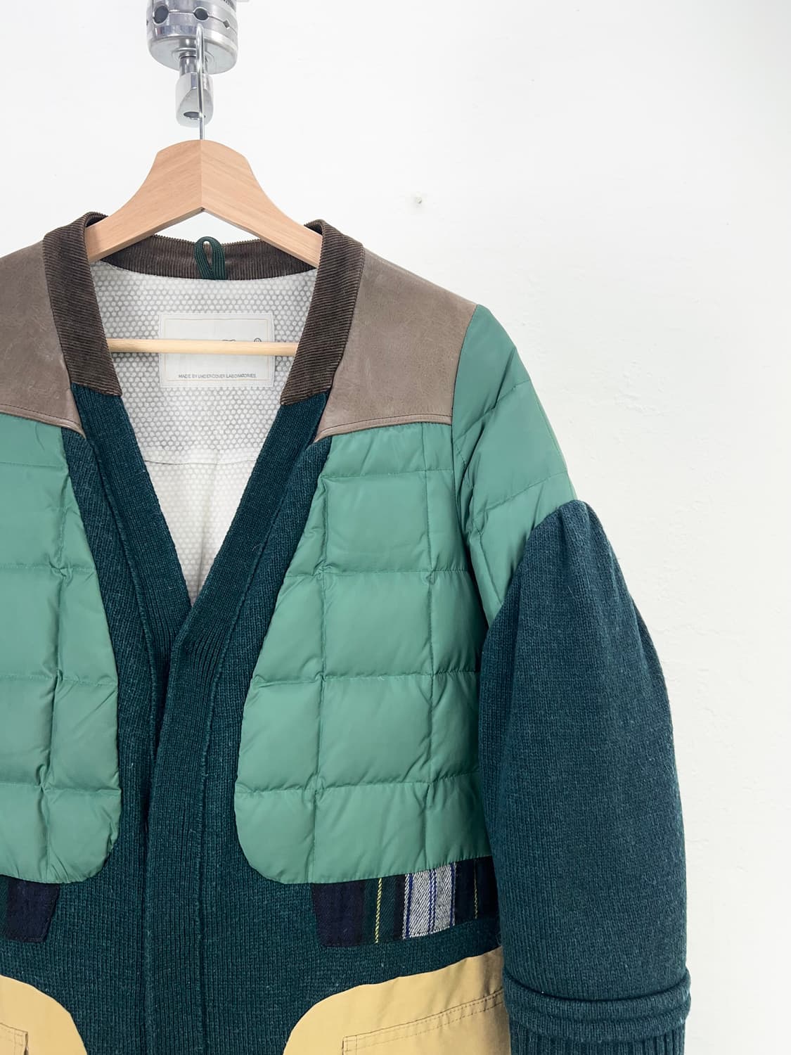 언더커버 08AW 언리얼 패치워크 도킹 다운 자켓 상품이미지3