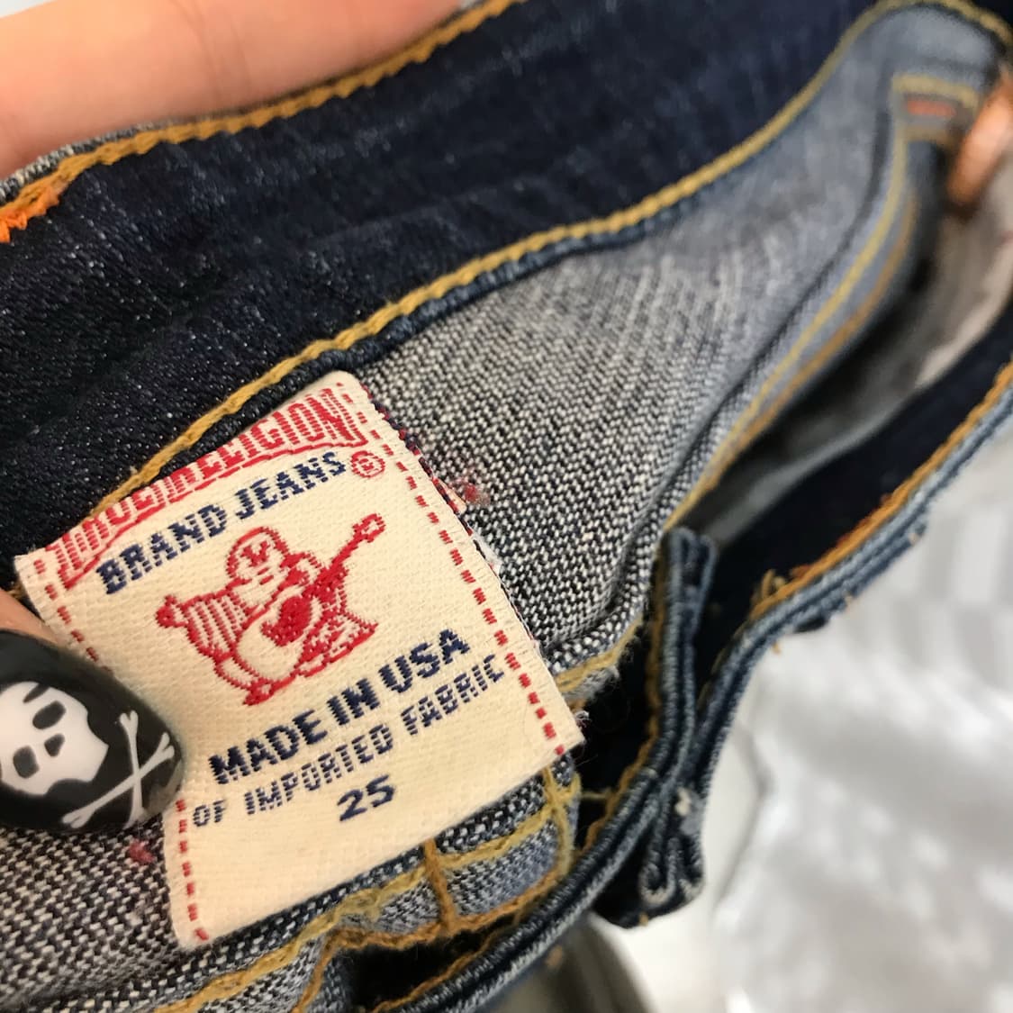 True Religion 트루릴리전 로우 데미지 부츠컷 데님 상품이미지7