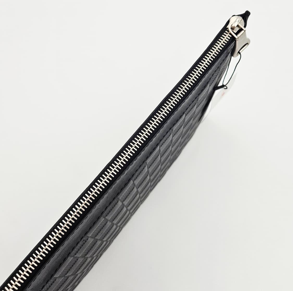 루이비통 다미에 인피니 디스커버리 포쉐트 클러치 GM 상품이미지9