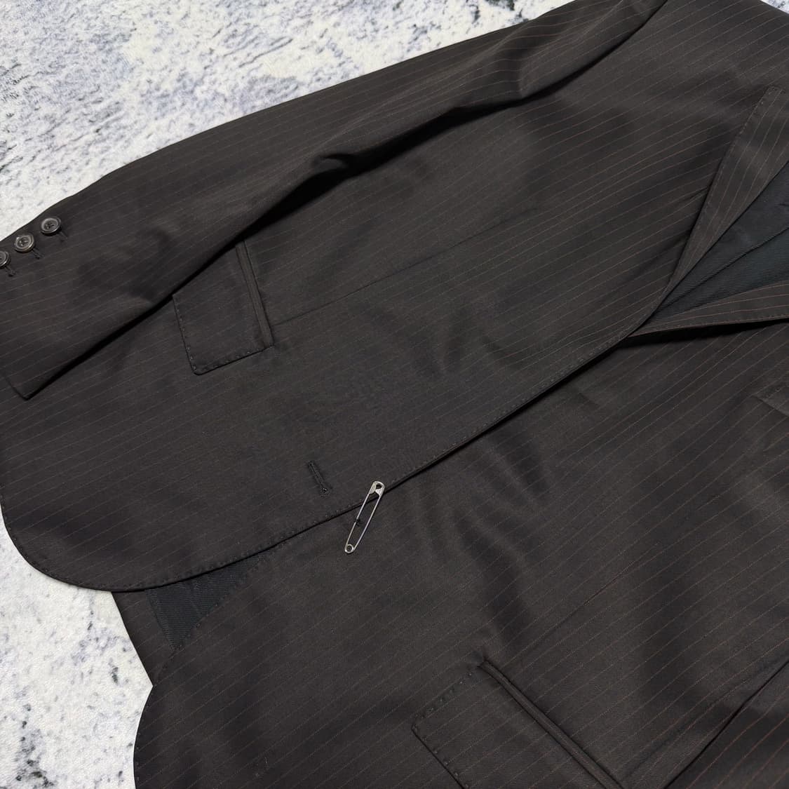 (국문탭) 발망 11ss 세이프티핀 블레이저 상품이미지4