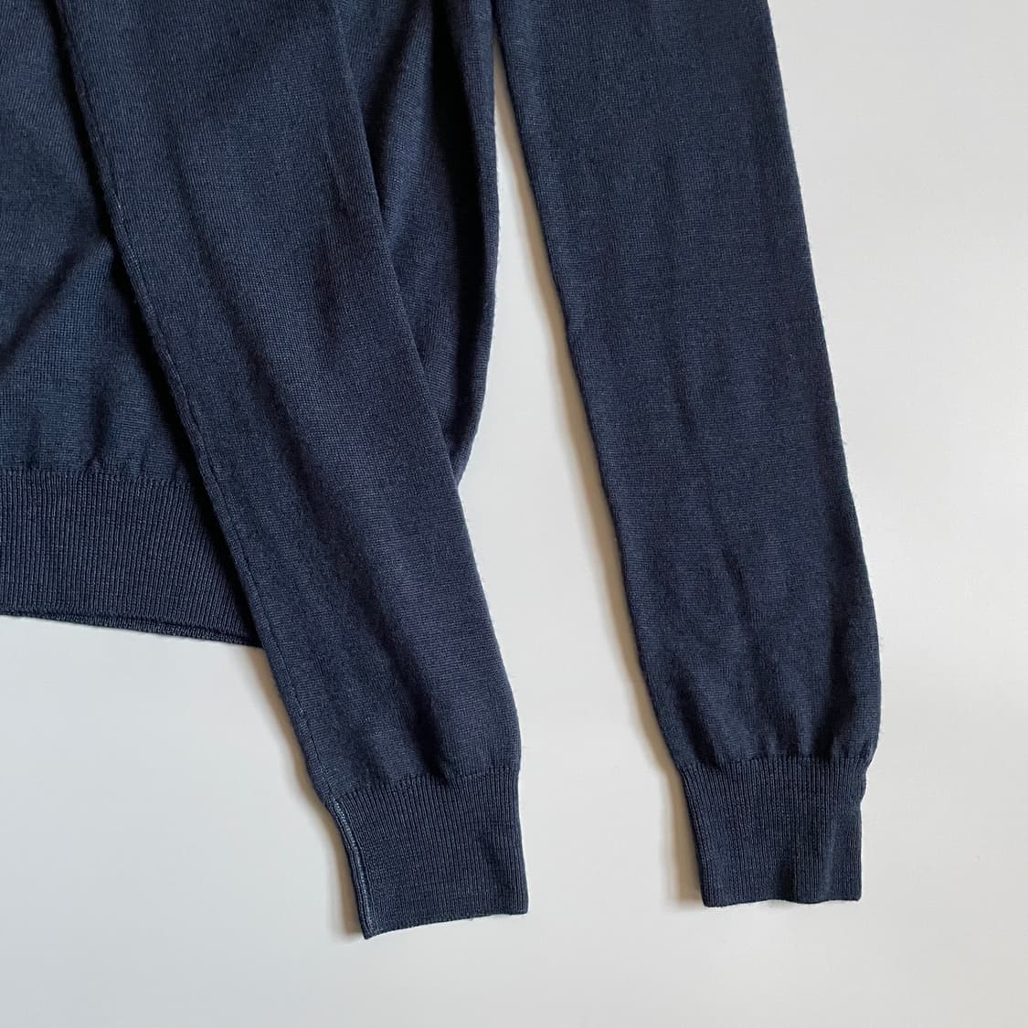 프라다 니트 네이비 40 상품이미지4