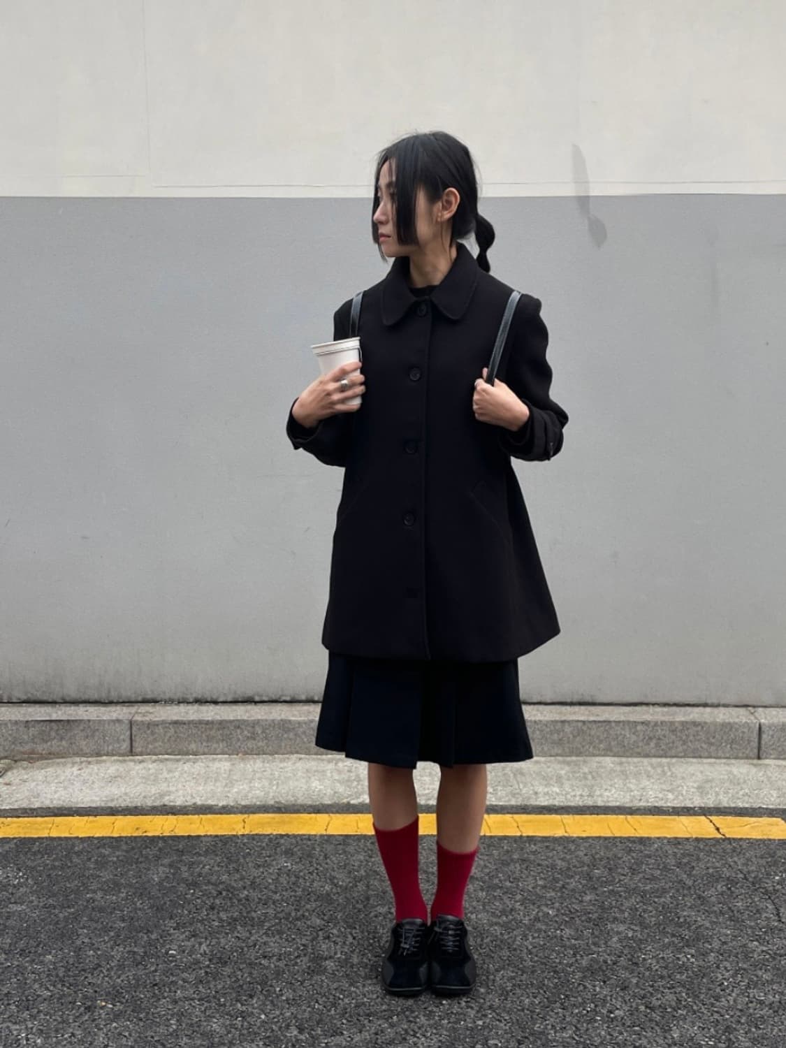 (새상품) 라운드카라 블랙 코트 상품이미지1