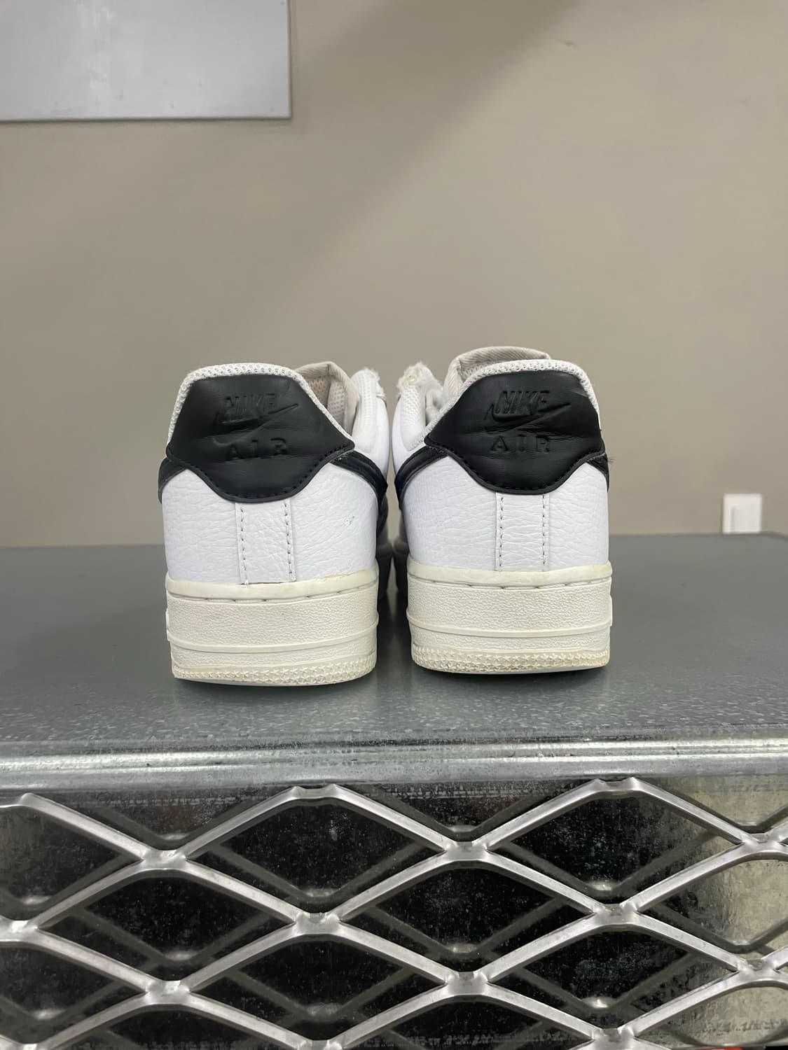 나이키 에어 포스 1 '07 230 상품이미지3