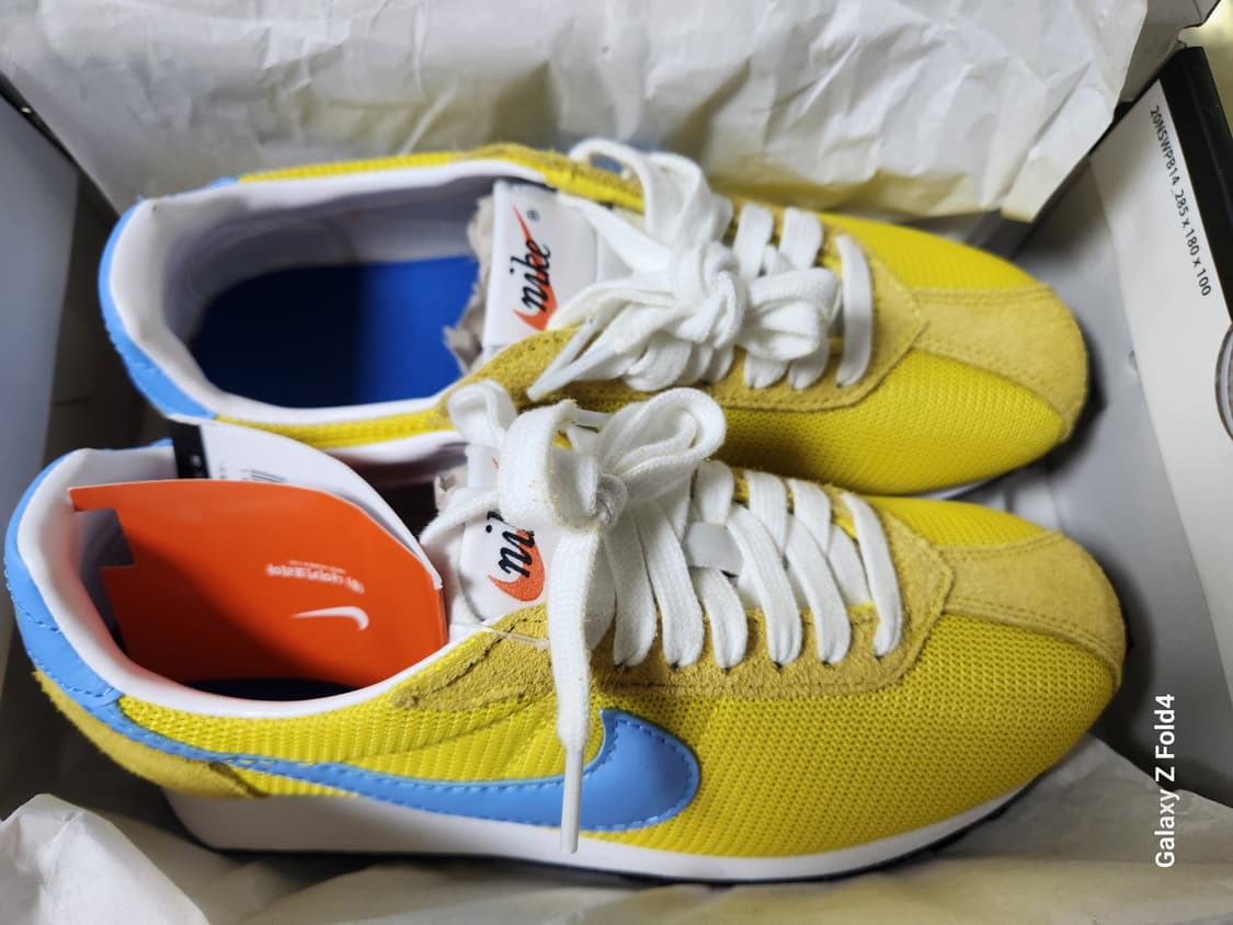 나이키 데이 브레이크 옐로우 230mm 새상품판매합니다. 상품이미지4