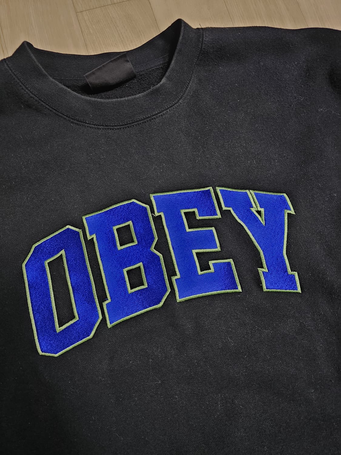 오베이 맨투맨 블랙 기모 M 상품이미지3