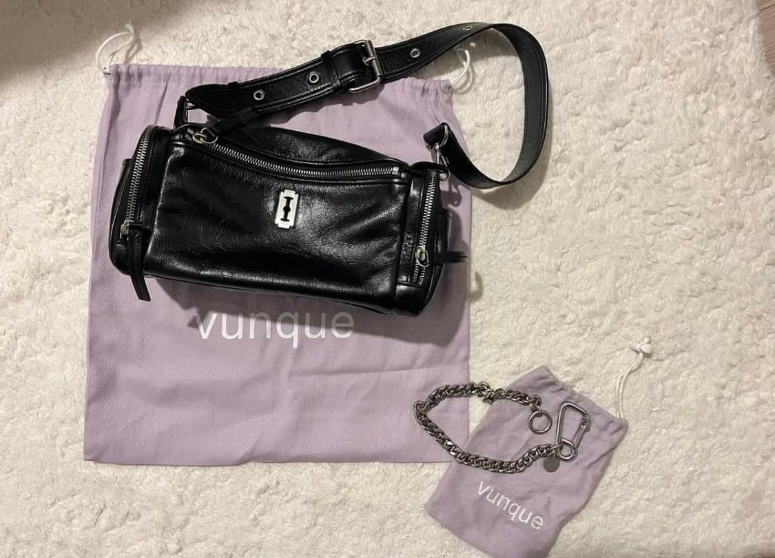 분크 퍼펙 멀티 포켓 숄더백 (크로스백 체인) 팝니다 상품이미지1