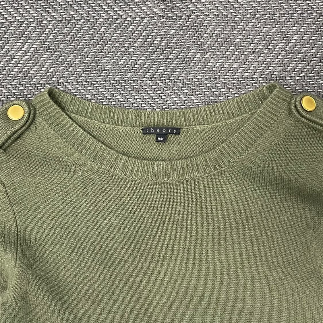  띠어리 캐시미어 견장 니트 v0011  상품이미지5