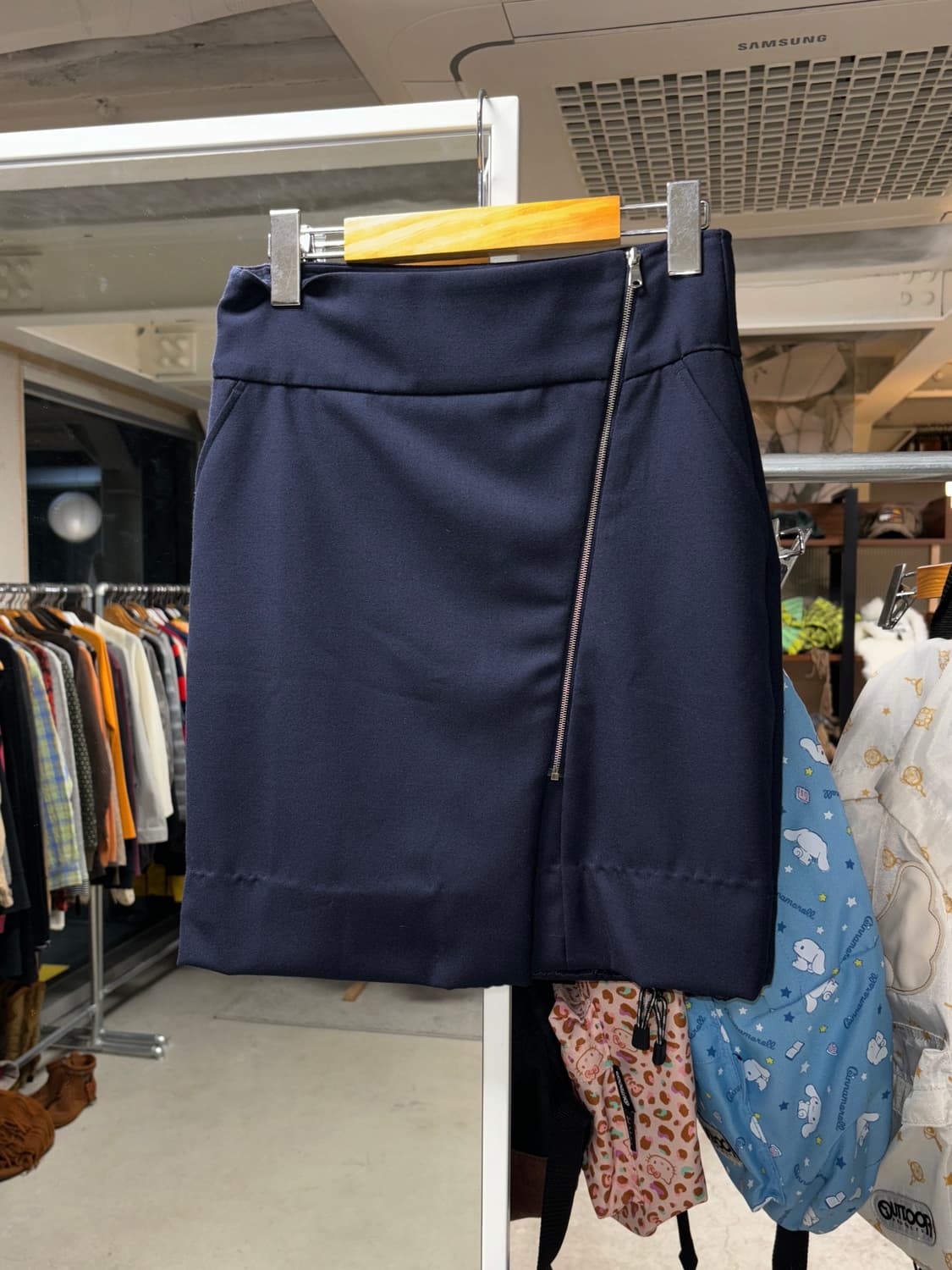 베네통 사선지퍼 스커트 상품이미지2