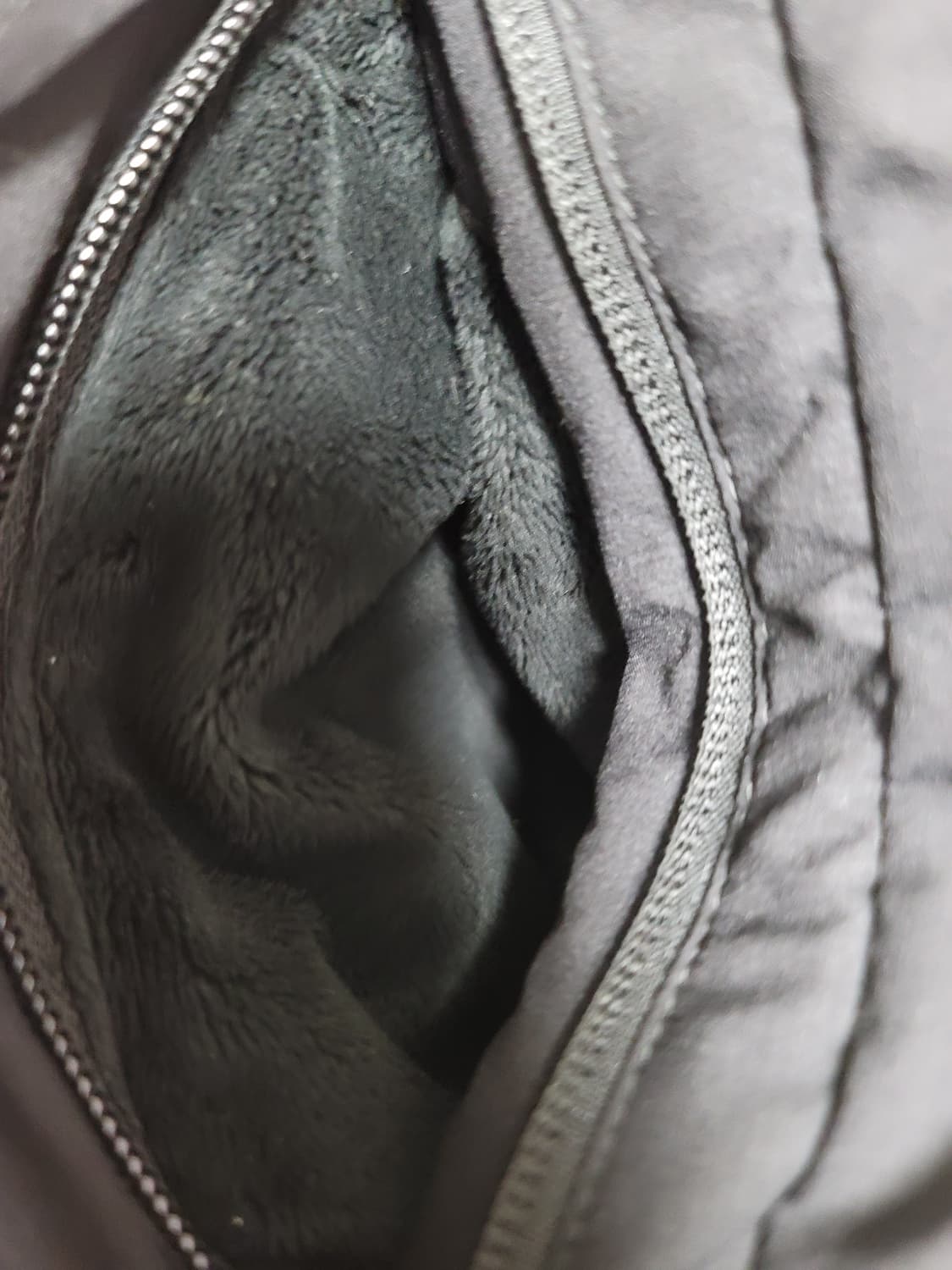 PESPOW 라쿤퍼 구스다운 파카패딩 90S 새제품급

새제품급입니다 상품이미지3