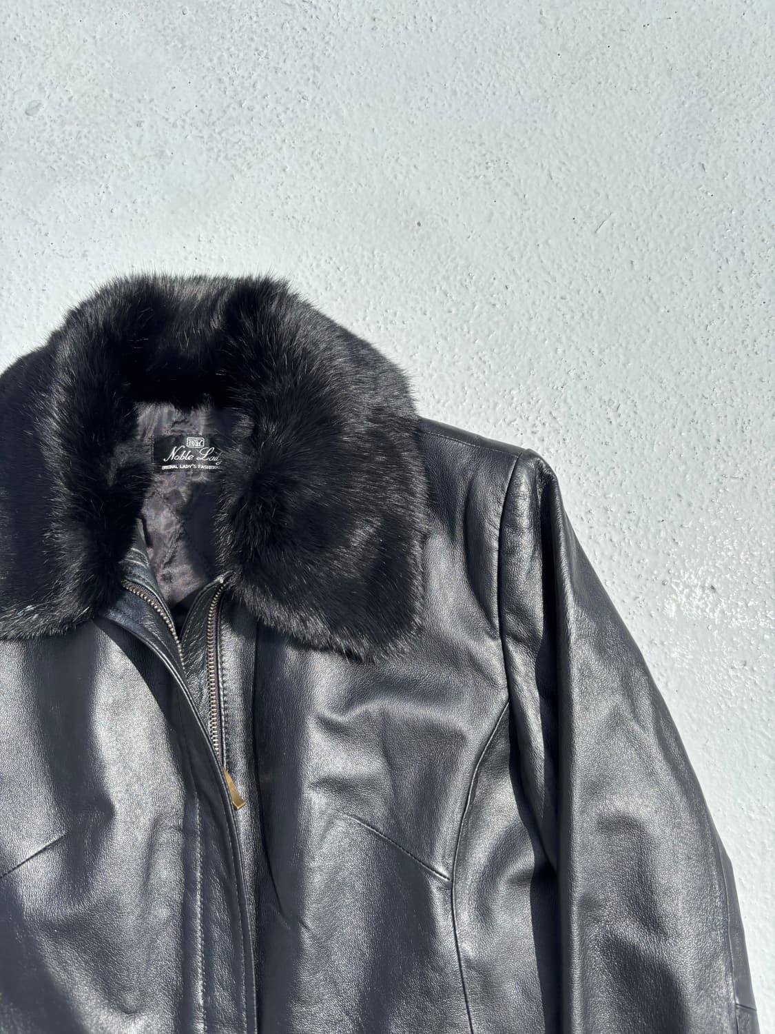 “Vintage” Minimal Mood Neck Fur Detail B 상품이미지3