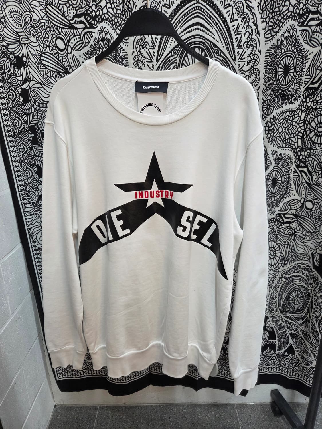 DIESEL 디젤 화이트 롱슬리브💯 상품이미지1