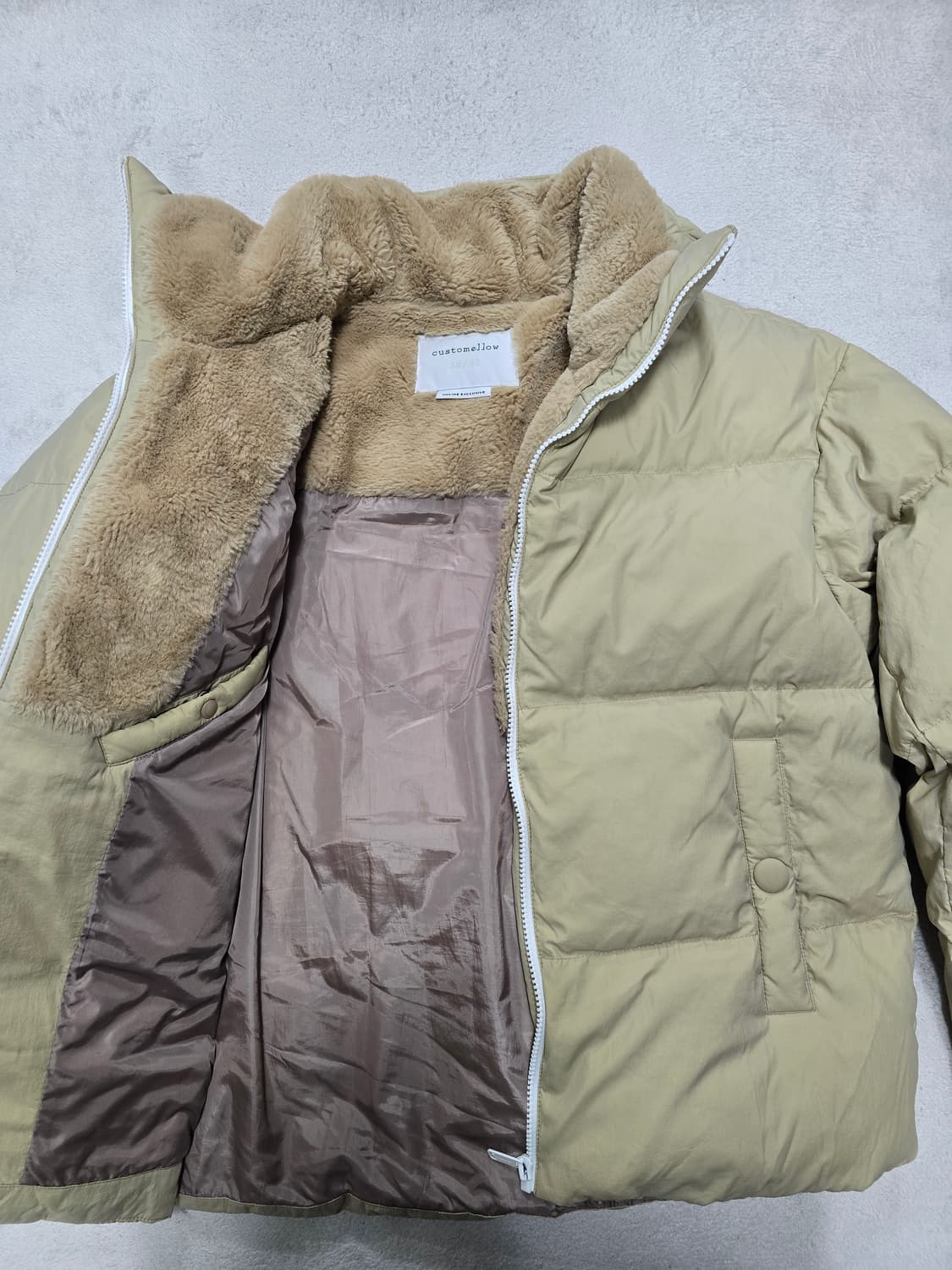 커스텀멜로우 새드스마일 다운 숏패딩 상품이미지6