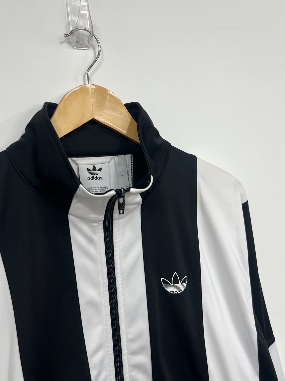 아디다스 베일러 스트라이프 검흰 트랙탑 져지 사이즈  상품이미지2