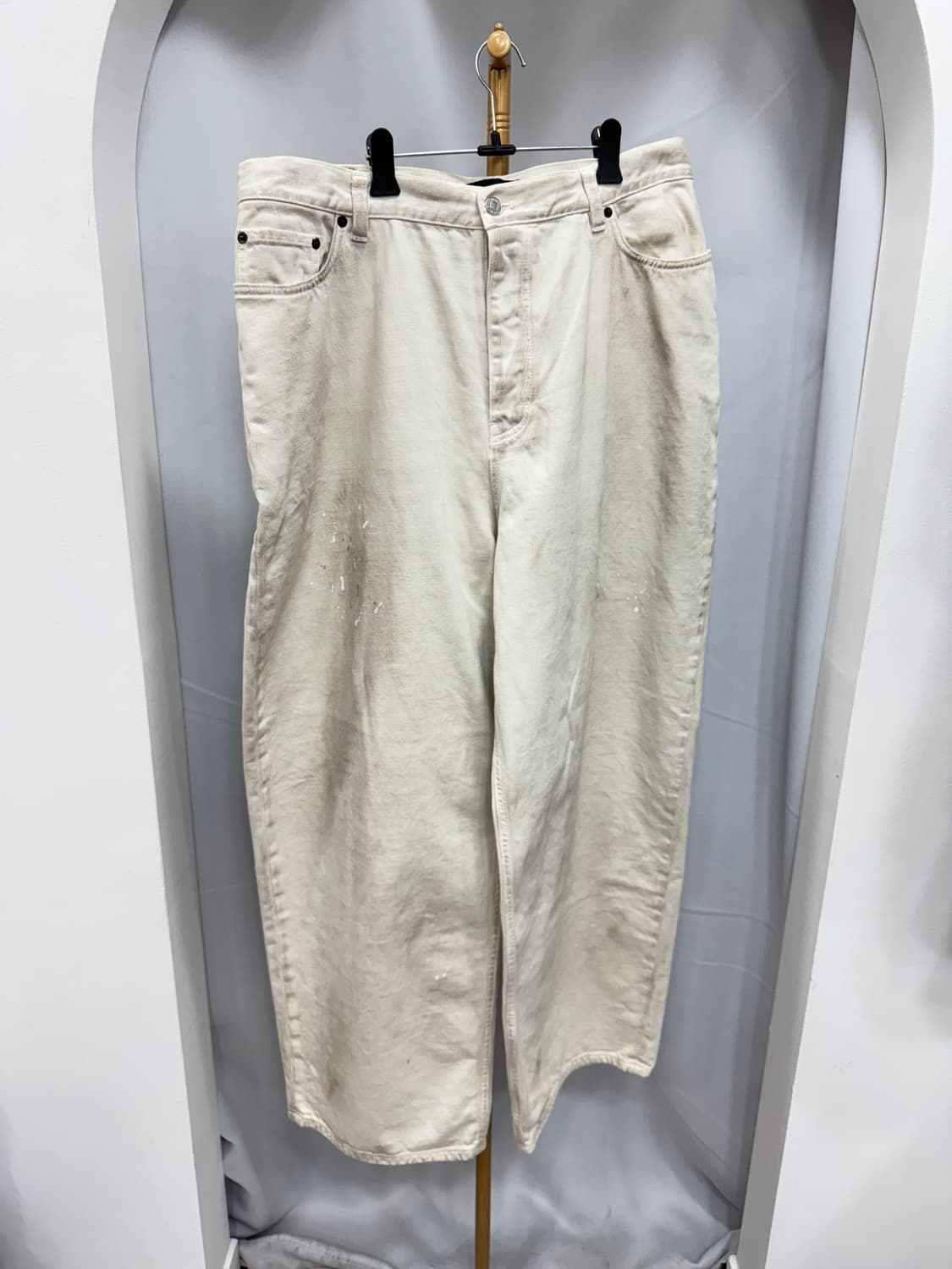 발렌시아가 라지배기 데님팬츠 M  상품이미지1