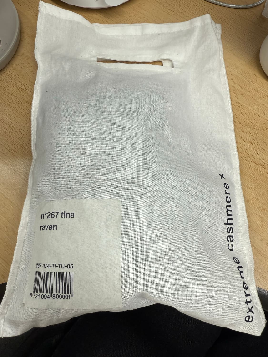 익스트림 캐시미어 티나 니트 미착용 새상품 상품이미지3