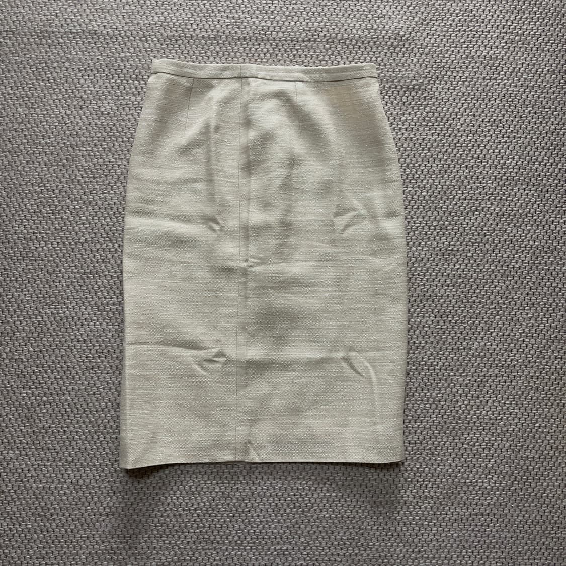 버버리 자켓 스커트 셋업 42사이즈 상품이미지4