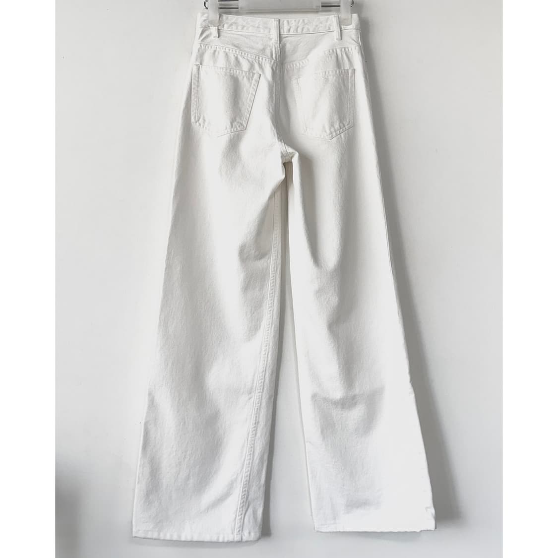 아페쎄 25 엘리자베스 화이트 데님 진 상품이미지6