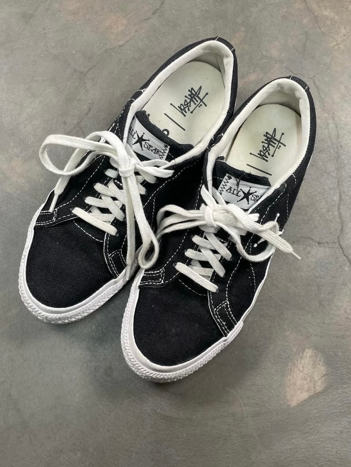 스투시 X 컨버스 스니커즈 상품이미지2