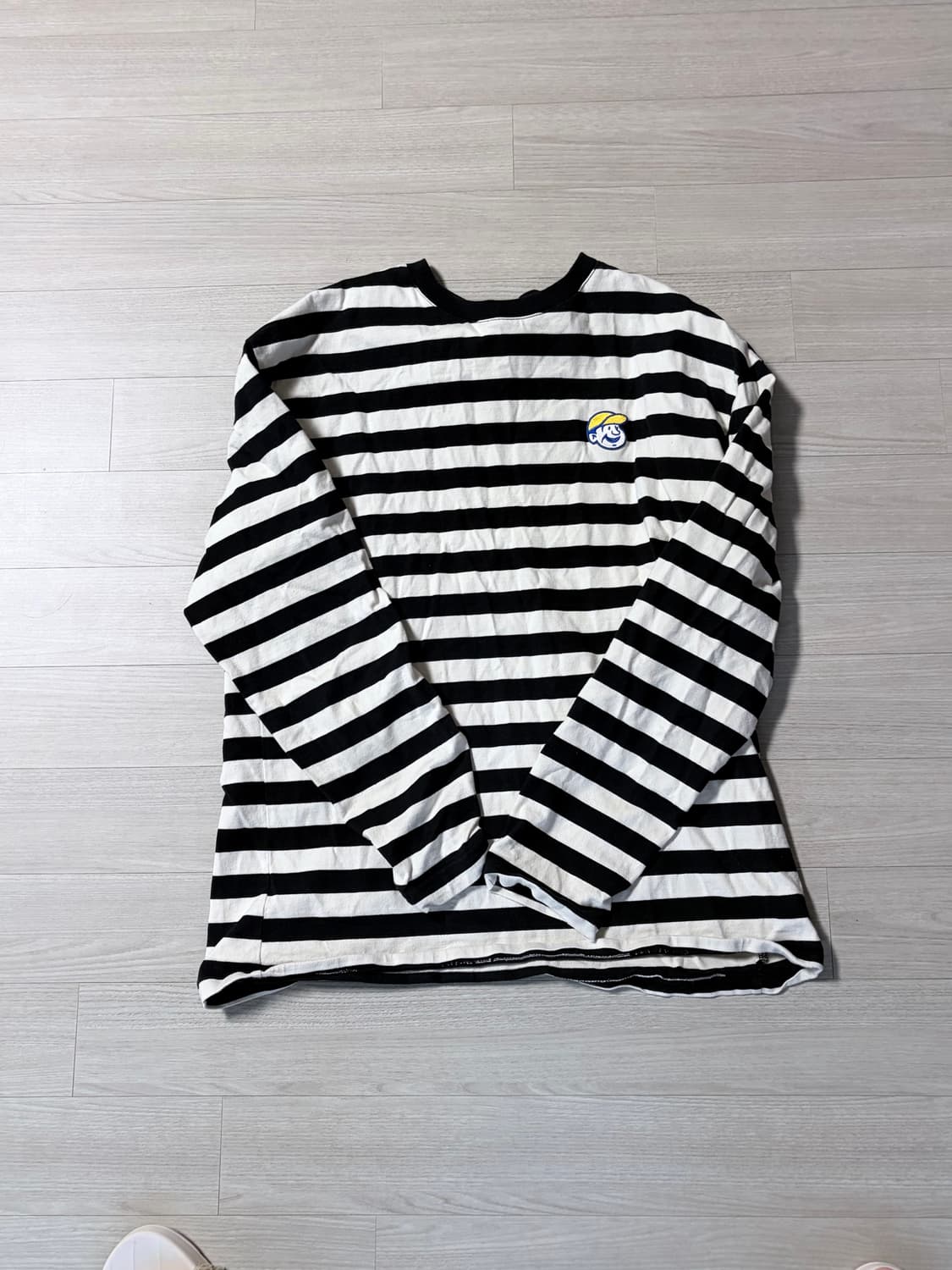 이벳필드 스트라이프 긴팔티 상품이미지1