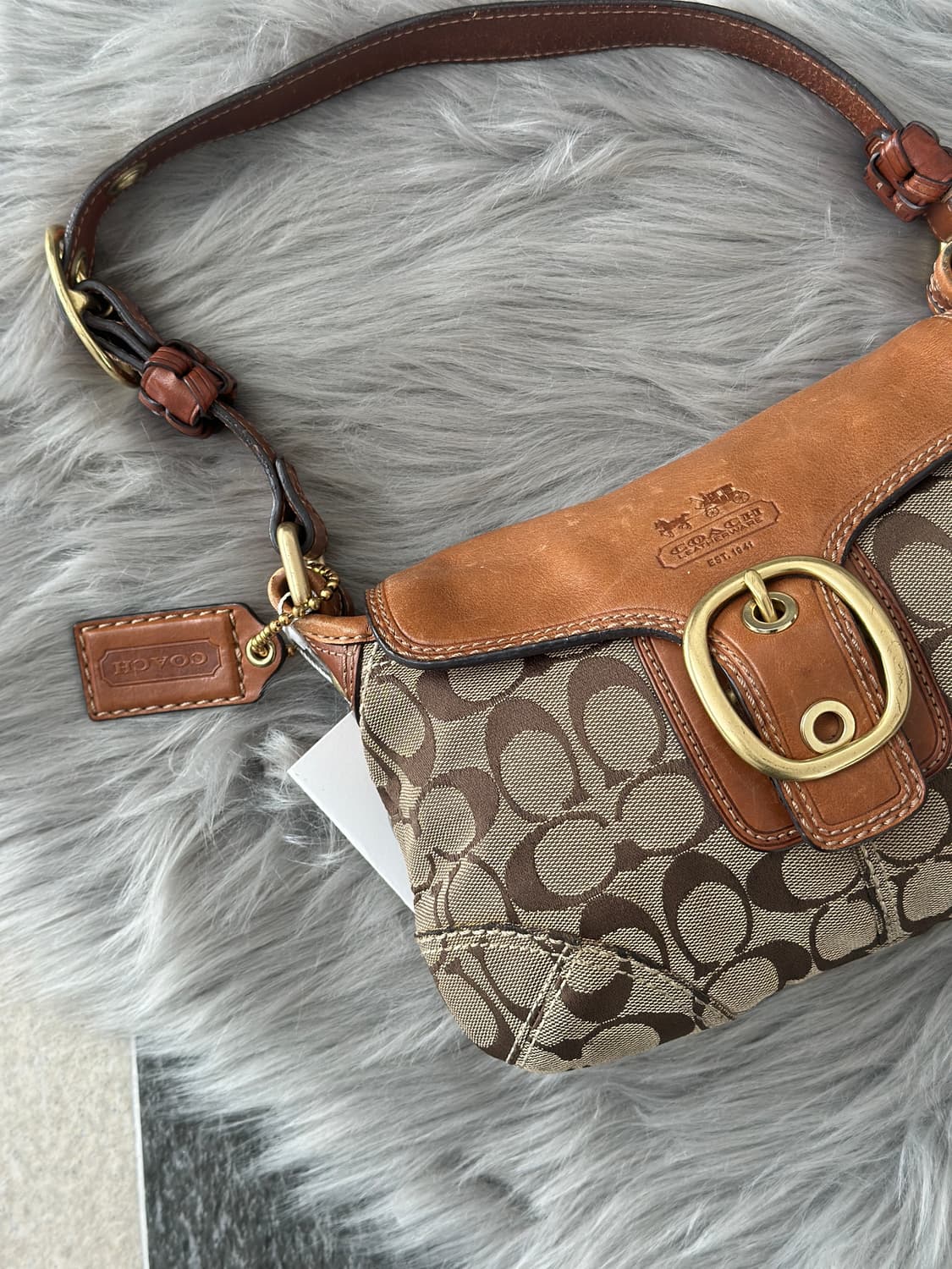 코치 자카드 버클 미니 호보백  상품이미지2