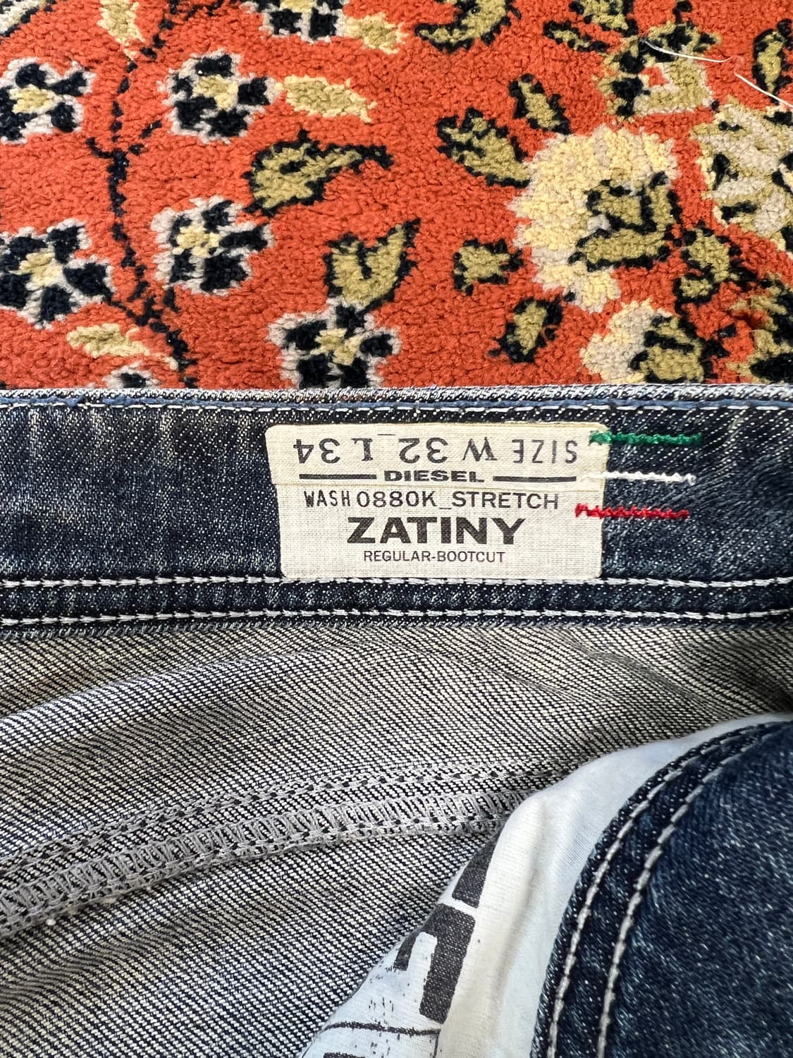 [32] 디젤 자티니 부츠컷 플레어진 데님 팬츠 상품이미지4