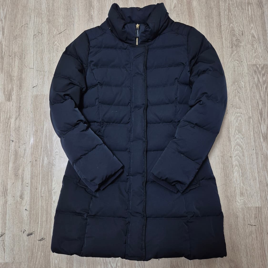 헤지스 여성 프리미엄 구스다운 세미 롱패딩 점퍼 XS(85) 상품이미지1