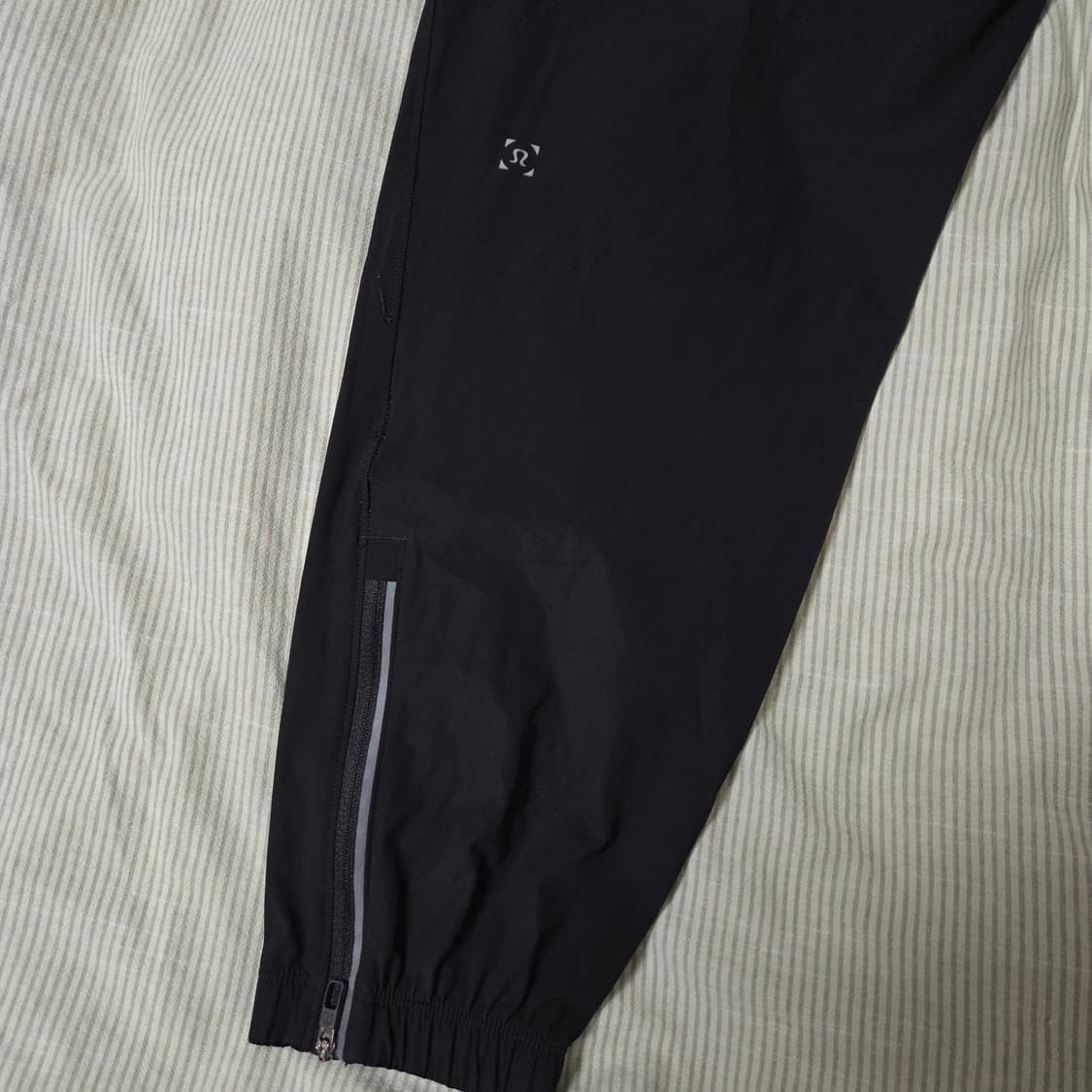 룰루레몬 남성 스위프트 서지 조거 M 블랙 / 트레이닝복 운동 바지 러닝 상품이미지3