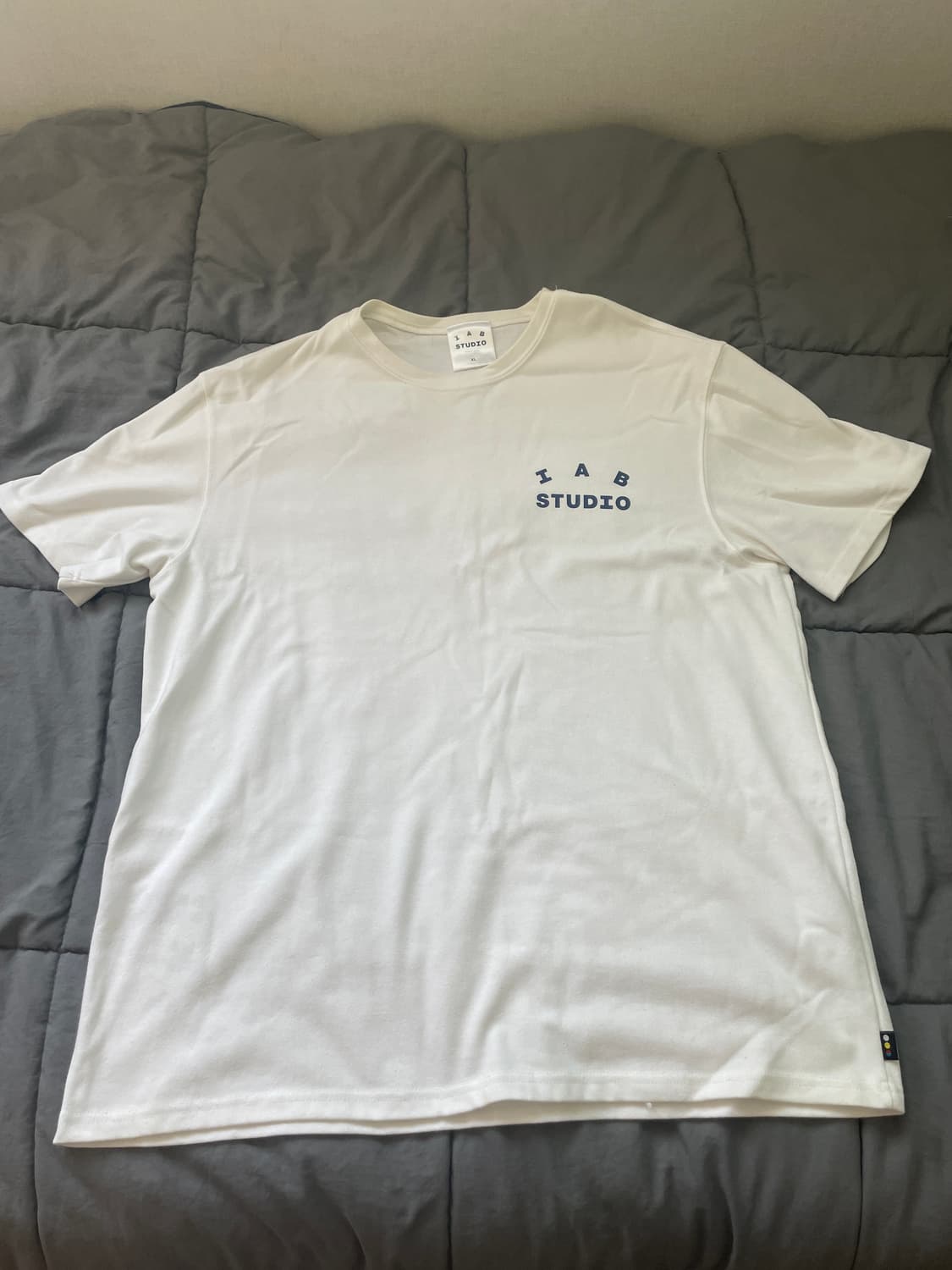 아이앱스튜디오 반팔티 상품이미지2