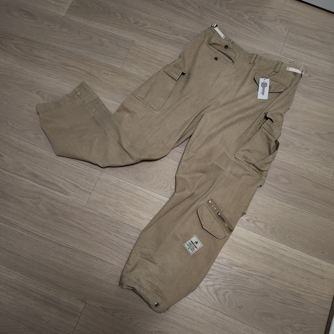 아오이로 더현대 익스클루시브 팬츠 상품이미지3