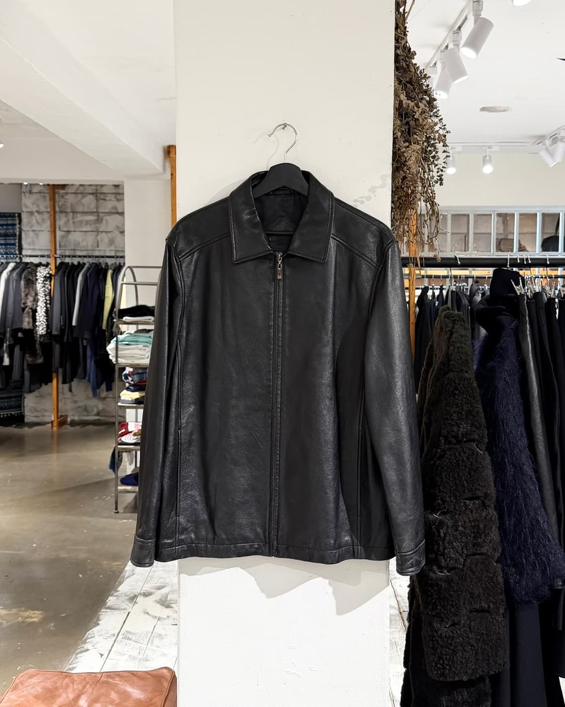 발렌시아가 블랙 램스킨 레더 블루종 상품이미지1